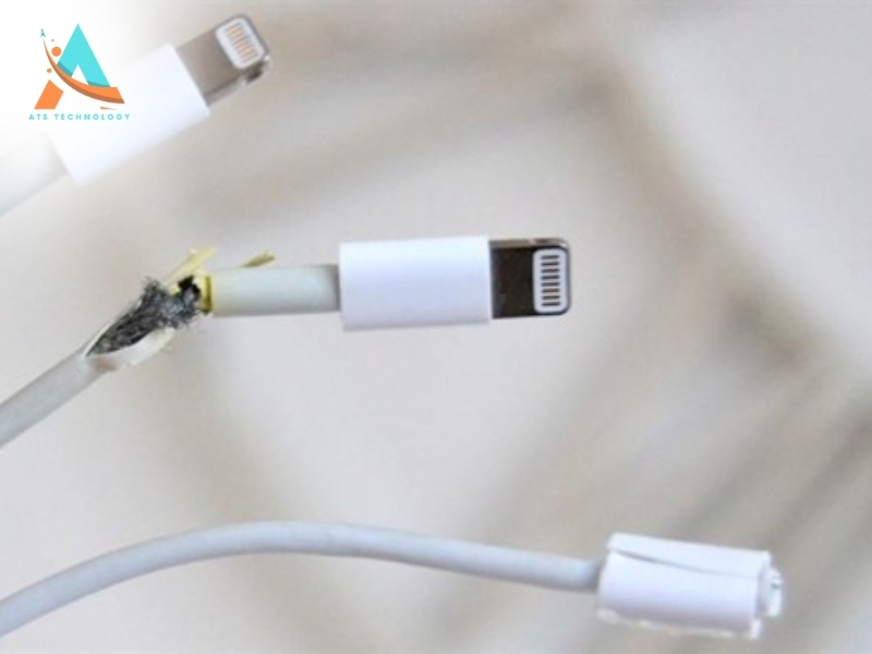 iPhone Không Nhận Sạc