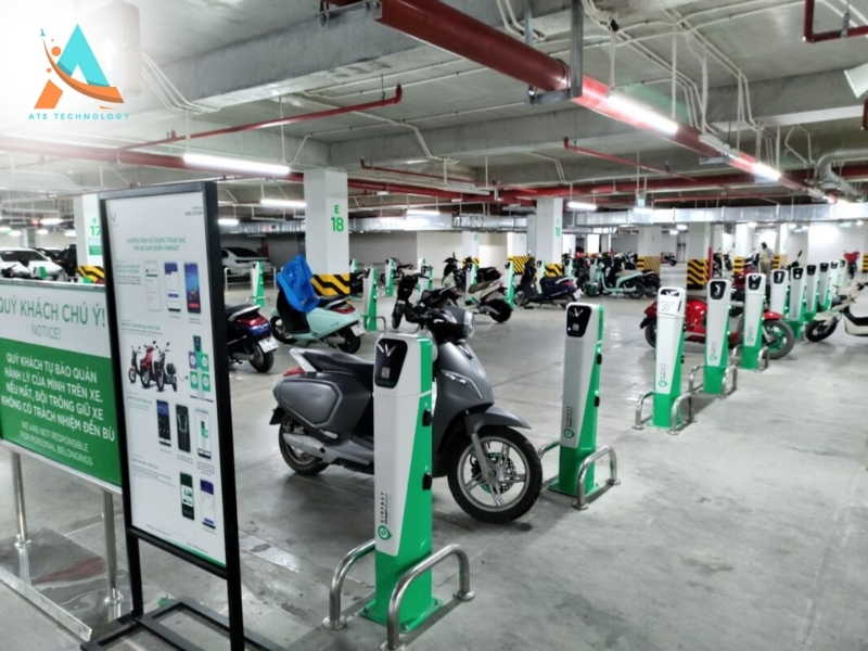 Dừng Xe Máy Xăng